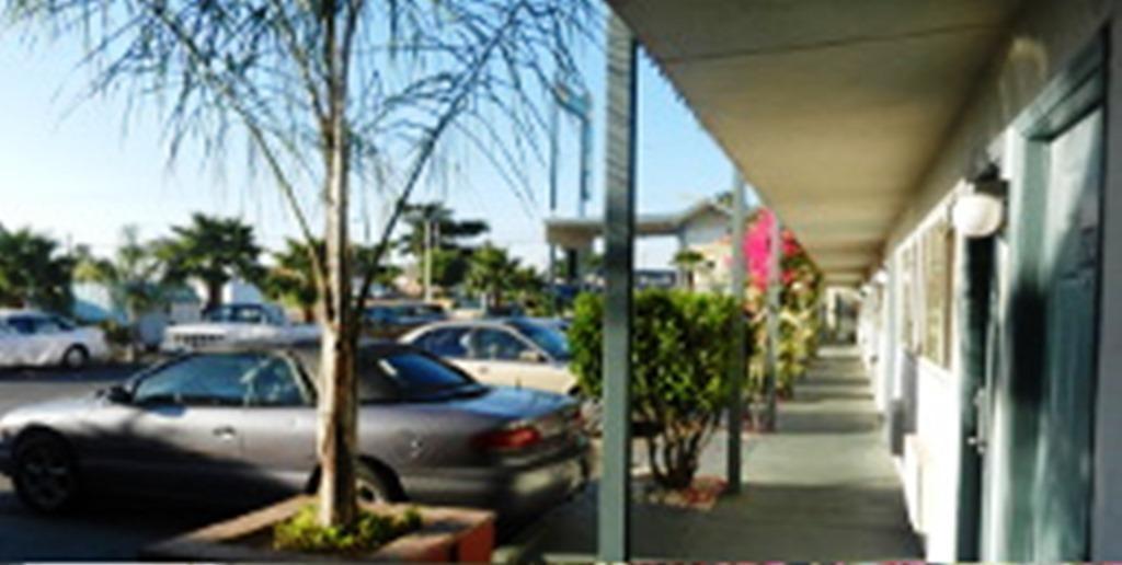 Antioch Executive Inn Eksteriør billede